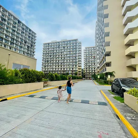 ZYA Seaview Studio